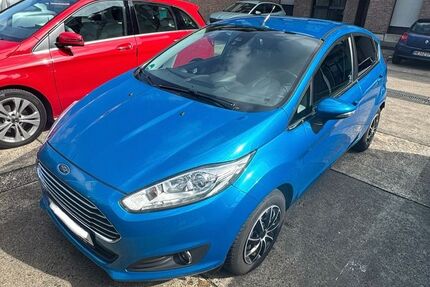 Ford Fiesta 180.000 km 4.200 € Langenfeld 40764