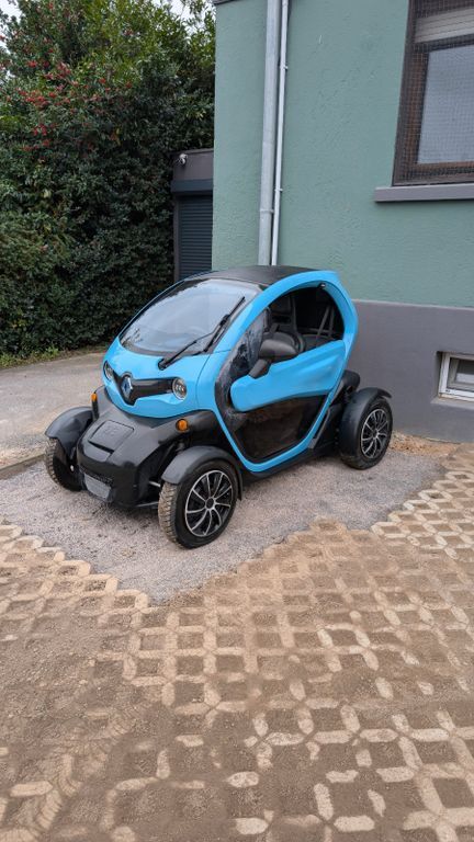 Renault Twizy 19.712 km 4.444 € Leverkusen 51379