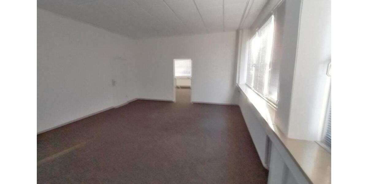 Gewerbe Raum mieten BürosPraxis 64m² (Doppelraum 40m² + 24m²) In zimmer
