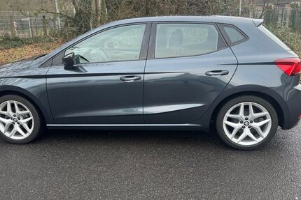 Seat Ibiza 74.000 km 13.500 &euro; Langenfeld 40764