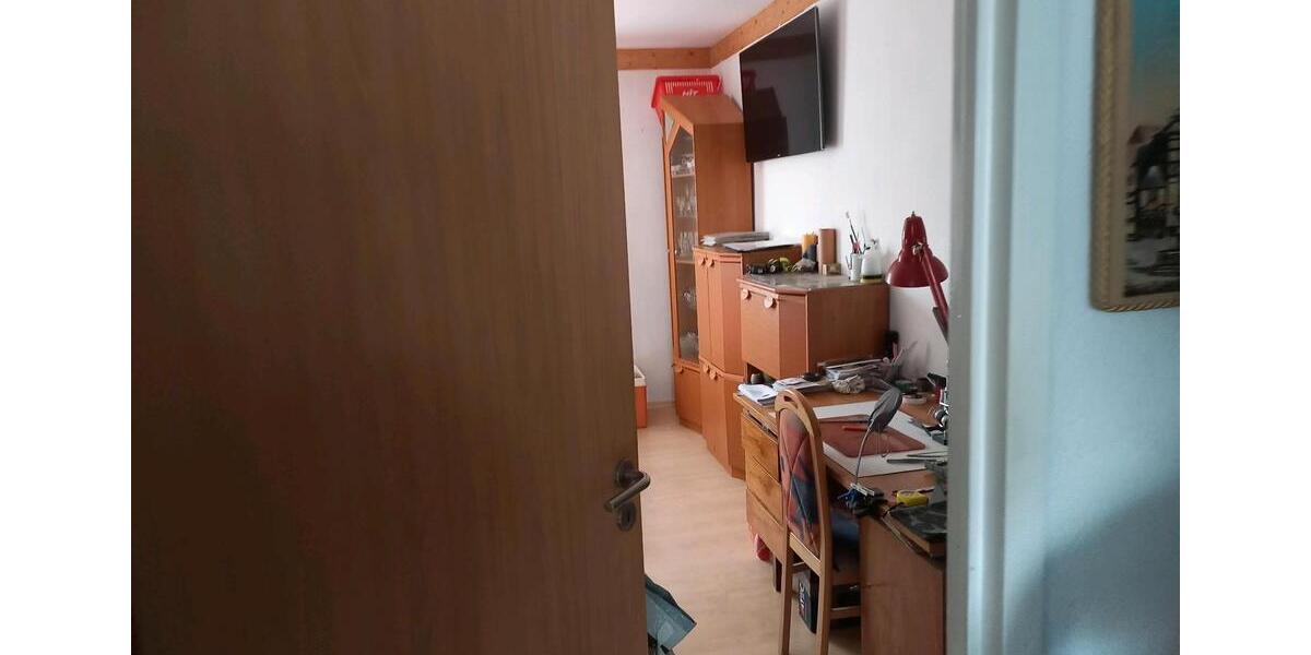 Etagenwohnung Leverkusen Bergisch Neukirchen - 3 Zimmer, 78 m&sup2;, 125.000&euro; | Angebot:26458689