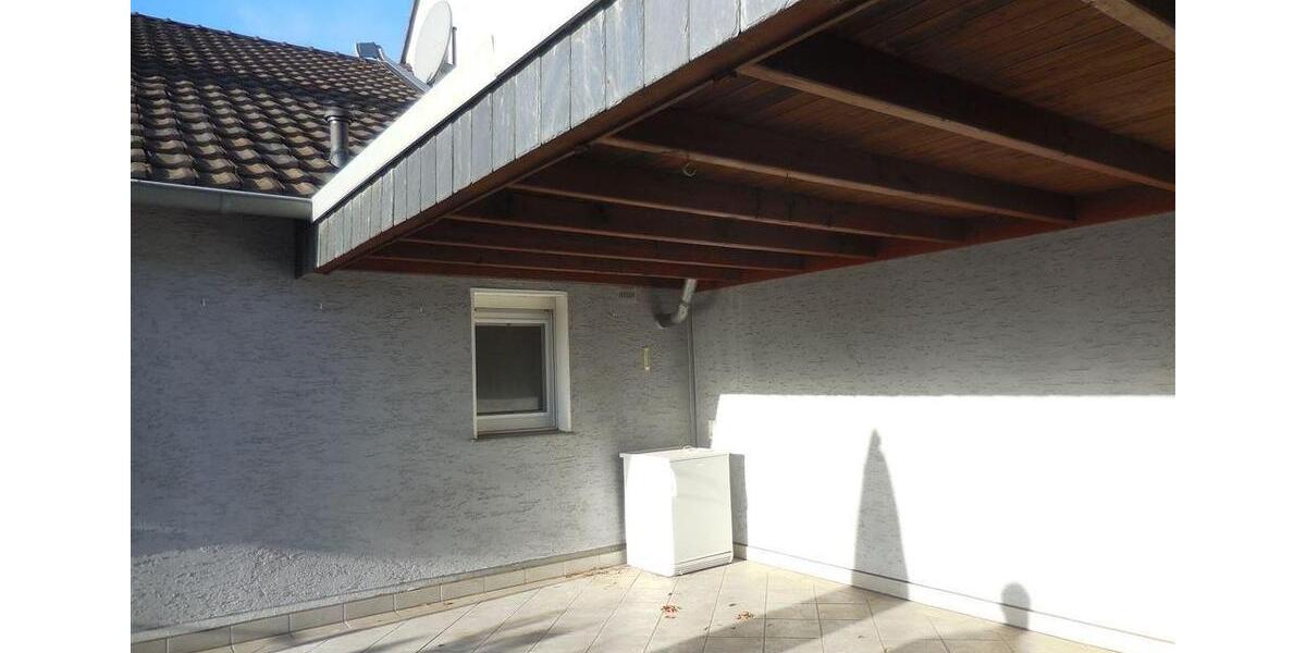 Etagenwohnung Leverkusen Bergisch Neukirchen - 3 Zimmer, 113 m&sup2;, 1.250&euro; | Angebot:24805217