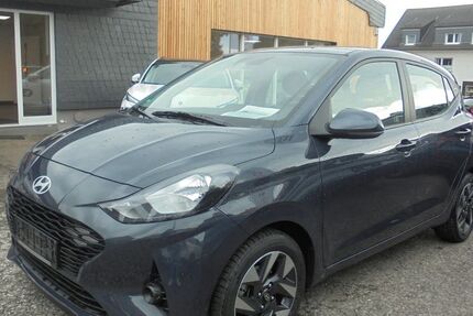 Hyundai i10 10.800 km 16.990 € Radevormwald 42477