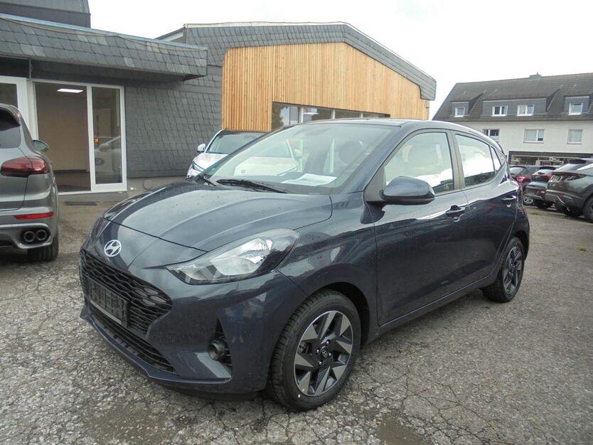 Hyundai i10 10.800 km 16.990 € Radevormwald 42477