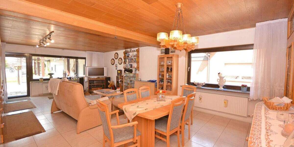 Einfamilienhaus Hürth Berrenrath - 4 Zimmer, 180 m&sup2;, 449.000&euro; | Angebot:25748337