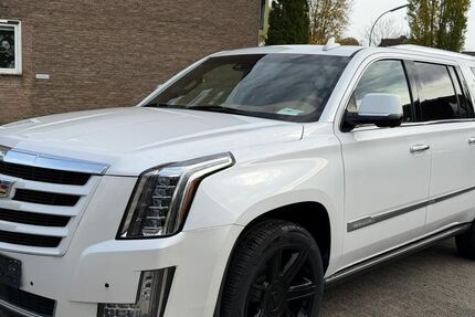 Cadillac Escalade 92.711 km 36.900 € Düsseldorf 40597