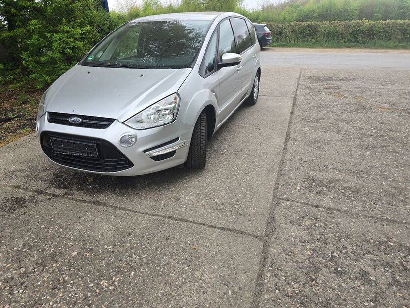 Ford S-Max 162.376 km 4.100 € Dormagen 41540