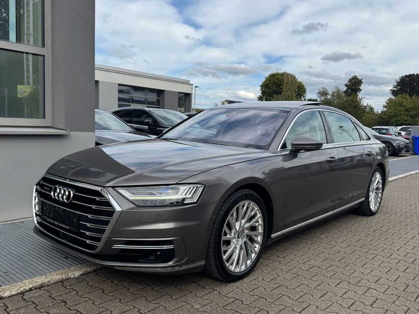 Audi A8 241.230 km 39.990 € Hilden 40721