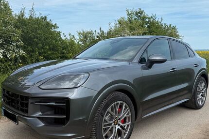 Porsche Cayenne 32.700 km 115.900 &euro; Köln 51143