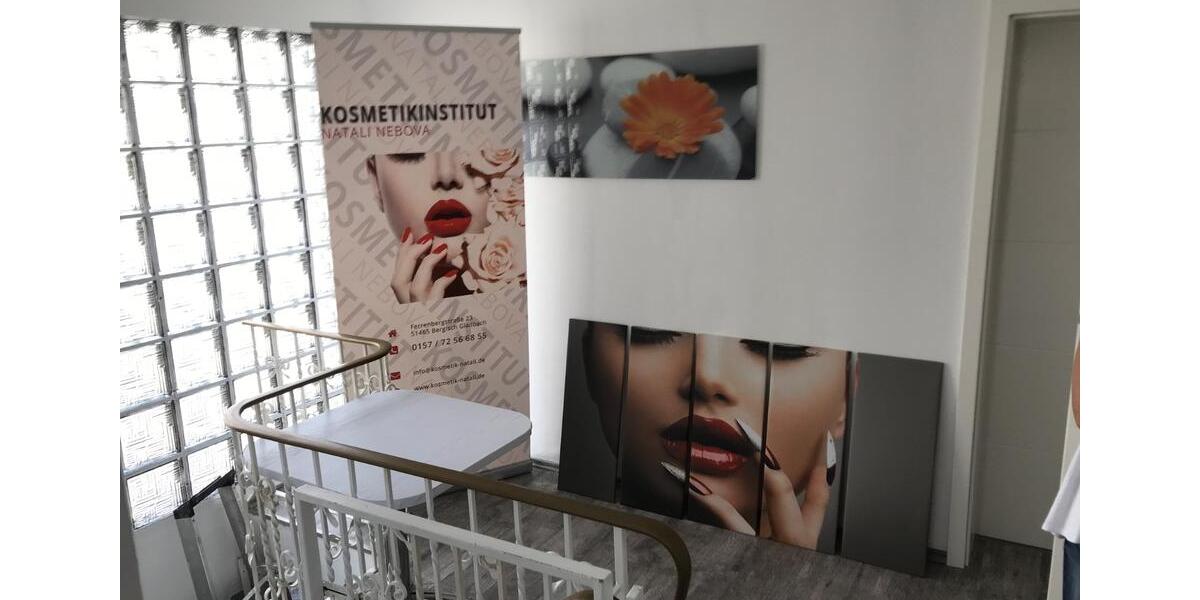 Massage, Fußpflege, Maniküre, Friseur oder Ähnliches zimmer