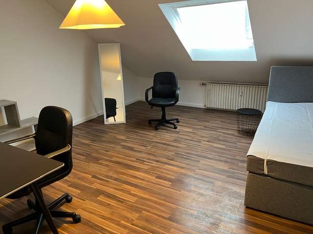 Zimmer Solingen Bech - 1 Zimmer, 580&euro; | Angebot:25307211