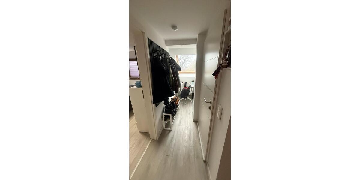 Dachgeschoßwohnung Hürth - 1 Zimmer, 42 m&sup2;, 1.210&euro; | Angebot:25616666