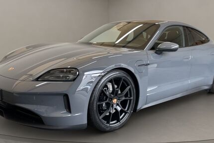 Porsche Taycan 10.000 km 117.700 &euro; Köln 50823