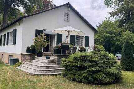 Haus zum Mieten in Köln 3.750 € 177.48 m² 7 zimmer