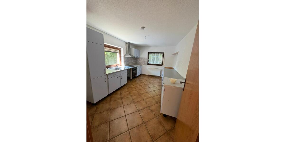 Etagenwohnung Troisdorf Bergheim - 3 Zimmer, 90 m&sup2;, 1.050&euro; | Angebot:26351691