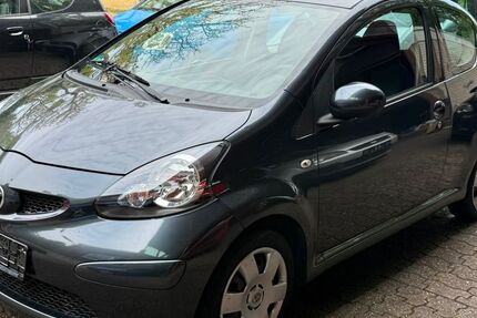 Toyota Aygo (X) 132.300 km 2.450 &euro; Hürth 50354