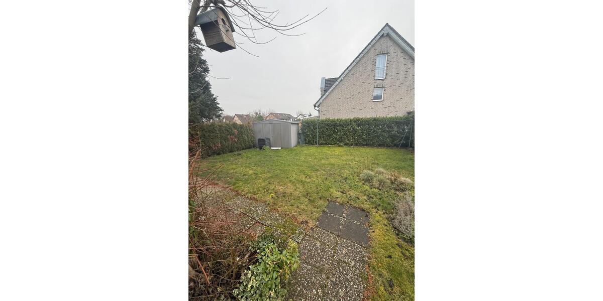 Erdgeschoßwohnung Niederkassel - 4 Zimmer, 85 m&sup2;, 1.400&euro; | Angebot:26396471