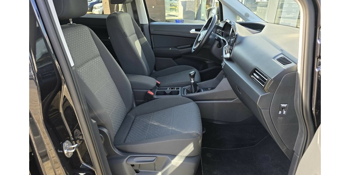 Ford Tourneo Connect Titanium|PDC v+h|Sitzheizung 52.992 km 22.950 &euro; Wermelskirchen 42929