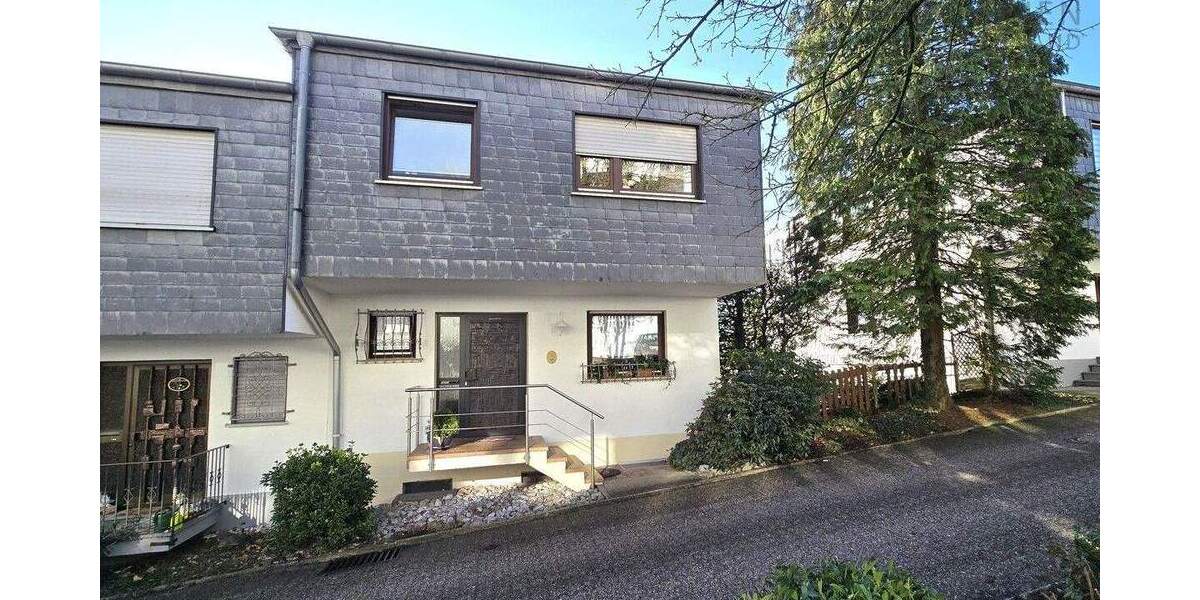 Reihenendhaus Hückeswagen Wiehagen - 5 Zimmer, 156 m&sup2;, 329.000&euro; | Angebot:25373837