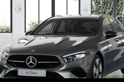 Mercedes-Benz A 200 9.900 km 38.690 &euro; Düsseldorf 40470