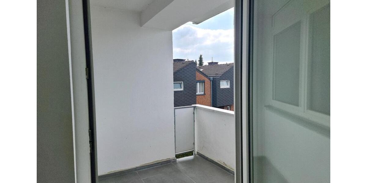 Etagenwohnung Langenfeld (Rheinland) - 4 Zimmer, 98 m&sup2;, 301.000&euro; | Angebot:26967538