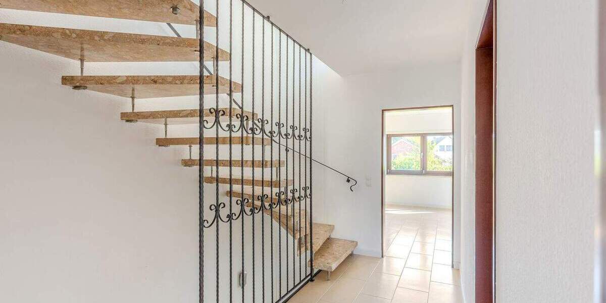 Reihenmittelhaus Köln Eil - 6 Zimmer, 170 m&sup2;, 495.000&euro; | Angebot:25385429