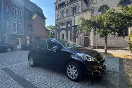 Peugeot 208 112.500 km 5.500 &euro; Neuss 41460