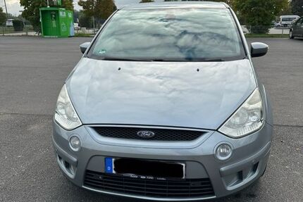 Ford S-Max 192.500 km 3.990 € Bornheim 53332