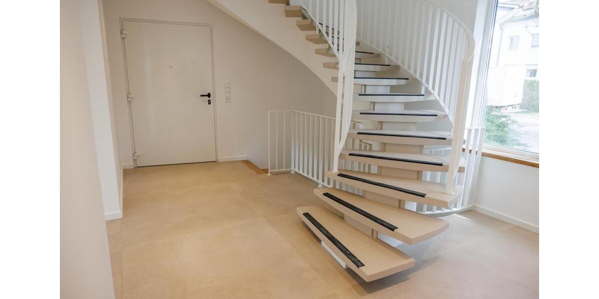 Luxuriös saniertes Einfamilienhaus mit Atelier & großem Garten zimmer