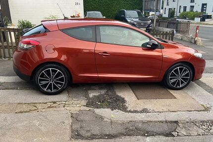 Renault Megane 130.000 km 6.200 &euro; Düsseldorf 40589