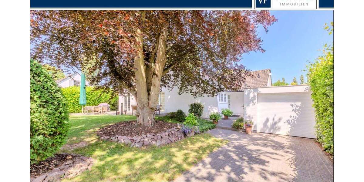 Haus zum Kaufen in Neuss 1.290.000 € 294.9 m² 6 zimmer