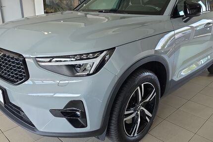 Volvo XC40 43.429 km 29.950 &euro; Bergheim 50126