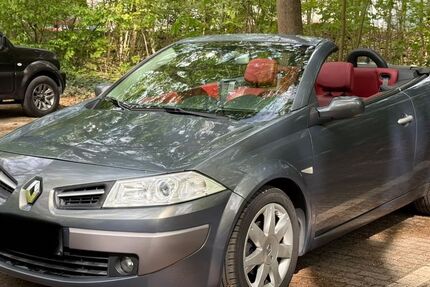 Renault Megane 126.000 km 2.900 &euro; Hilden 40721