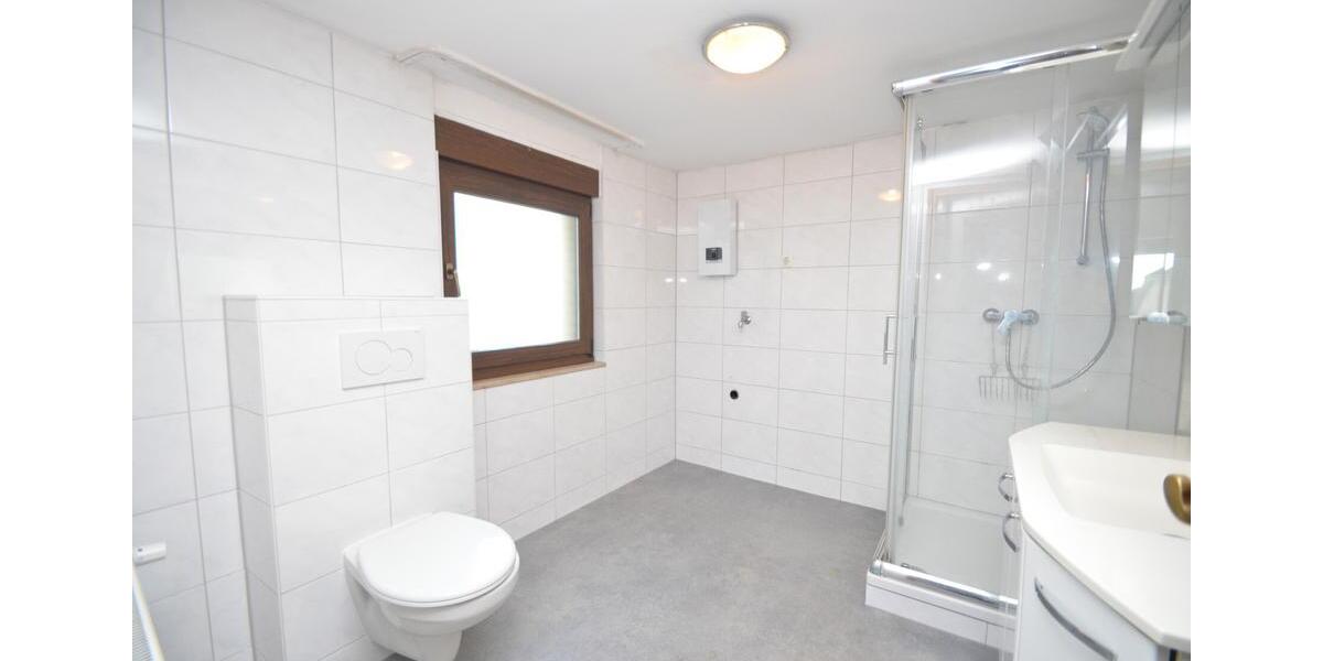Etagenwohnung Brühl - 3 Zimmer, 65 m&sup2;, 600&euro; | Angebot:26279258