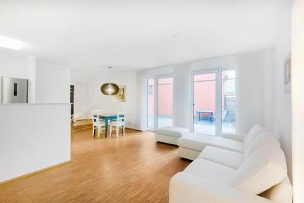 Wohnung Köln Rodenkirchen - 3 Zimmer, 106 m&sup2;, 2.500&euro; | Angebot:27605391