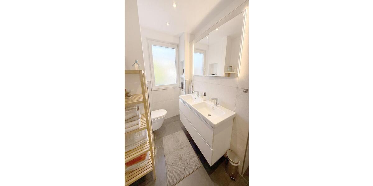 Einfamilienhaus Frechen - 5 Zimmer, 209 m&sup2;, 2.495&euro; | Angebot:26060513
