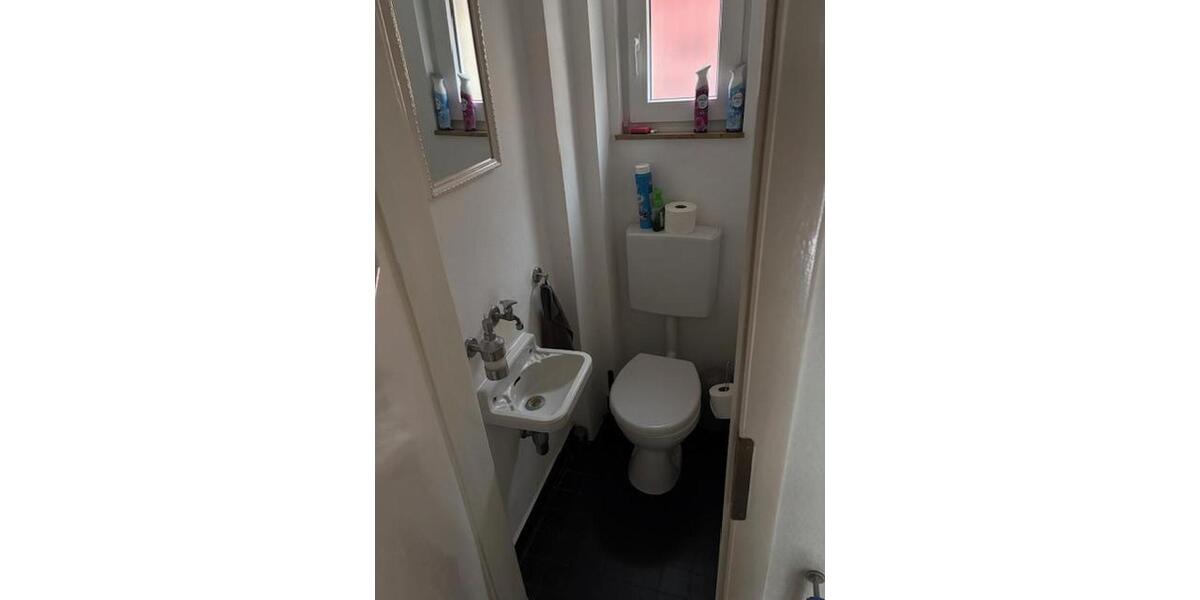 Reihenhaus Köln Innenstadt - 6 Zimmer, 135 m&sup2;, 2.800&euro; | Angebot:25252021