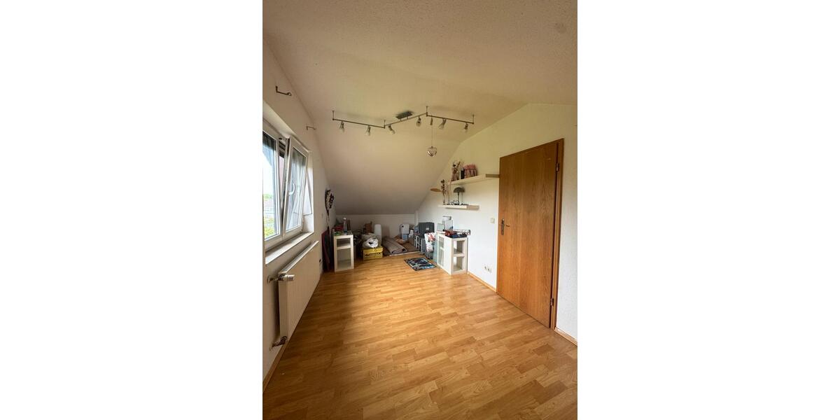 Einfamilienhaus Bergheim - 9 Zimmer, 218 m&sup2;, 599.000&euro; | Angebot:27000220
