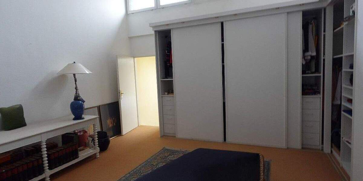 FAMILIENTRAUM MIT GARTEN REIHENHAUS, RUHIGER LAGE, SPLITLEVEL, GARAGE UND VIEL RAUM ZUM WOHLFÜHLEN 4 zimmer