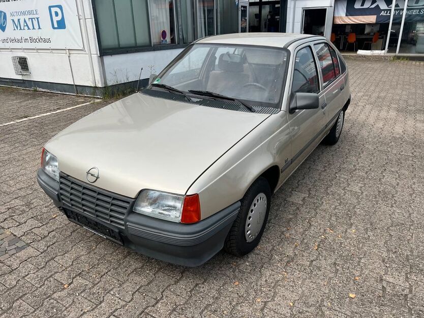 Opel Kadett 56.785 km 1.800 € Hürth 50354