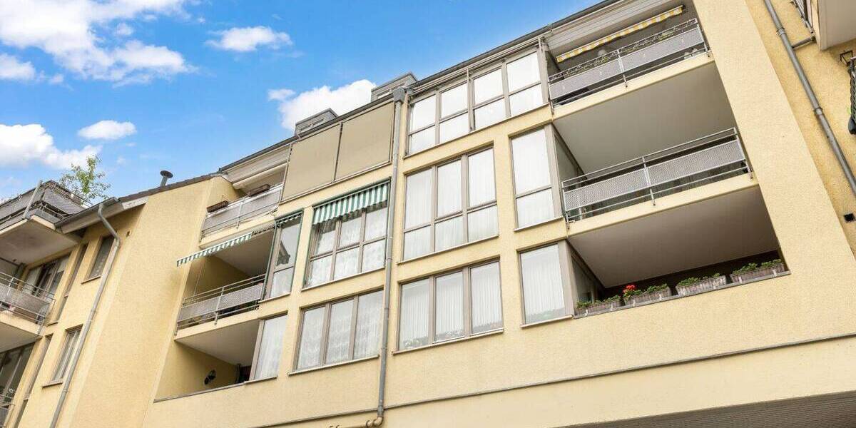 Etagenwohnung Düsseldorf Gerresheim - 2 Zimmer, 71 m&sup2;, 280.000&euro; | Angebot:26840911