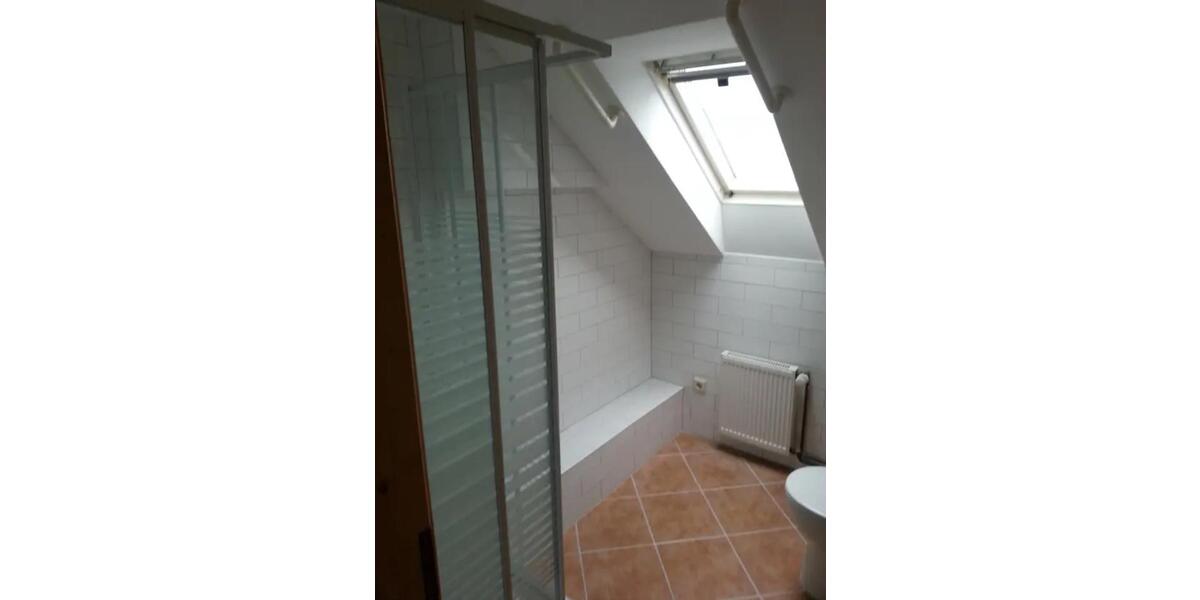 Maisonettenwohnung Solingen - 5 Zimmer, 125 m&sup2;, 1.200&euro; | Angebot:25612802