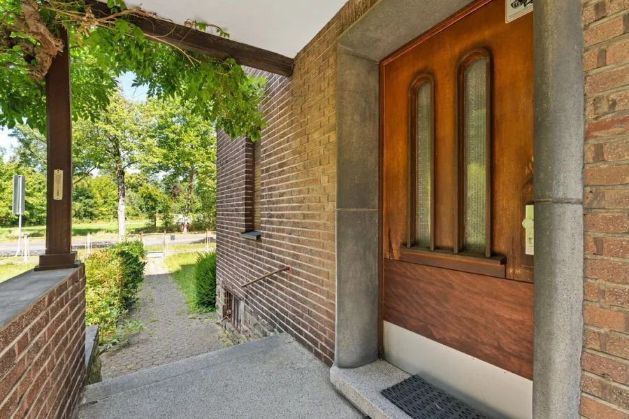 Provisionsfrei* Zweifamilienhaus mit Potential - Zweifamilienhaus Köln Höhenberg | Angebot:27353238