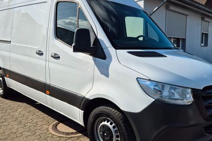 Mercedes-Benz Sprinter 141.000 km 26.500 &euro; Düsseldorf 40591