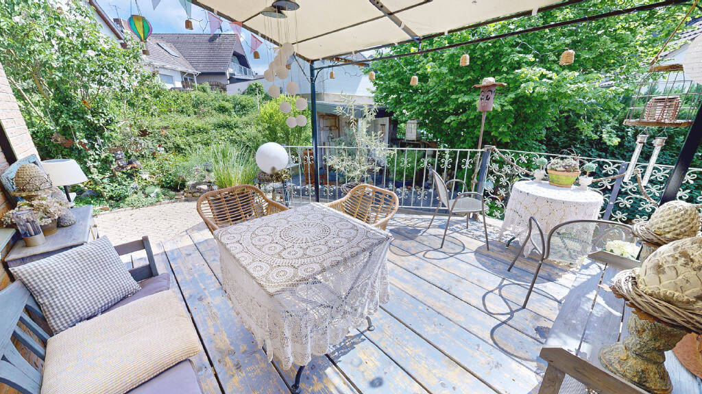 Doppelhaushälfte Erftstadt Lechenich - 4 Zimmer, 145 m&sup2;, 359.000&euro; | Angebot:26779115
