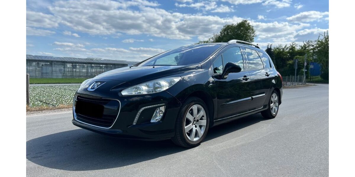 Peugeot 308 92.000 km 4.999 &euro; Düsseldorf 40625