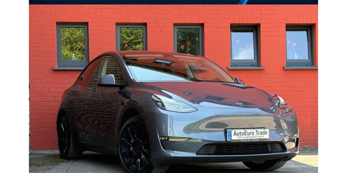 Tesla Model Y 59.648 km 39.990 &euro; Neuss 41472