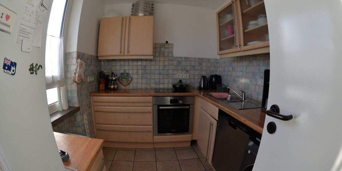 Etagenwohnung Köln Neubrück - 4 Zimmer, 93 m&sup2;, 229.000&euro; | Angebot:24206252