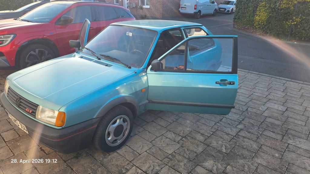 VW Polo 68.500 km 5.750 &euro; Niederkassel 53859