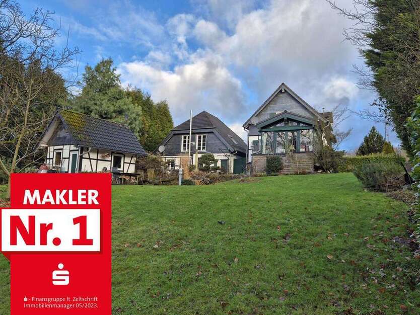 Haus zum Kaufen in Leverkusen 1.180.000 € 223 m²